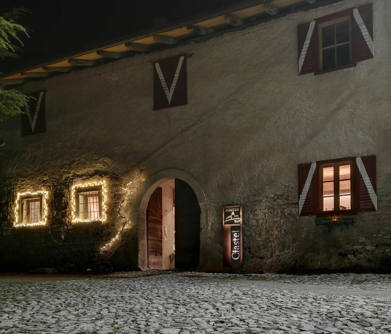 Agritur Ciastel Villa Sanzeno Eksteriør billede